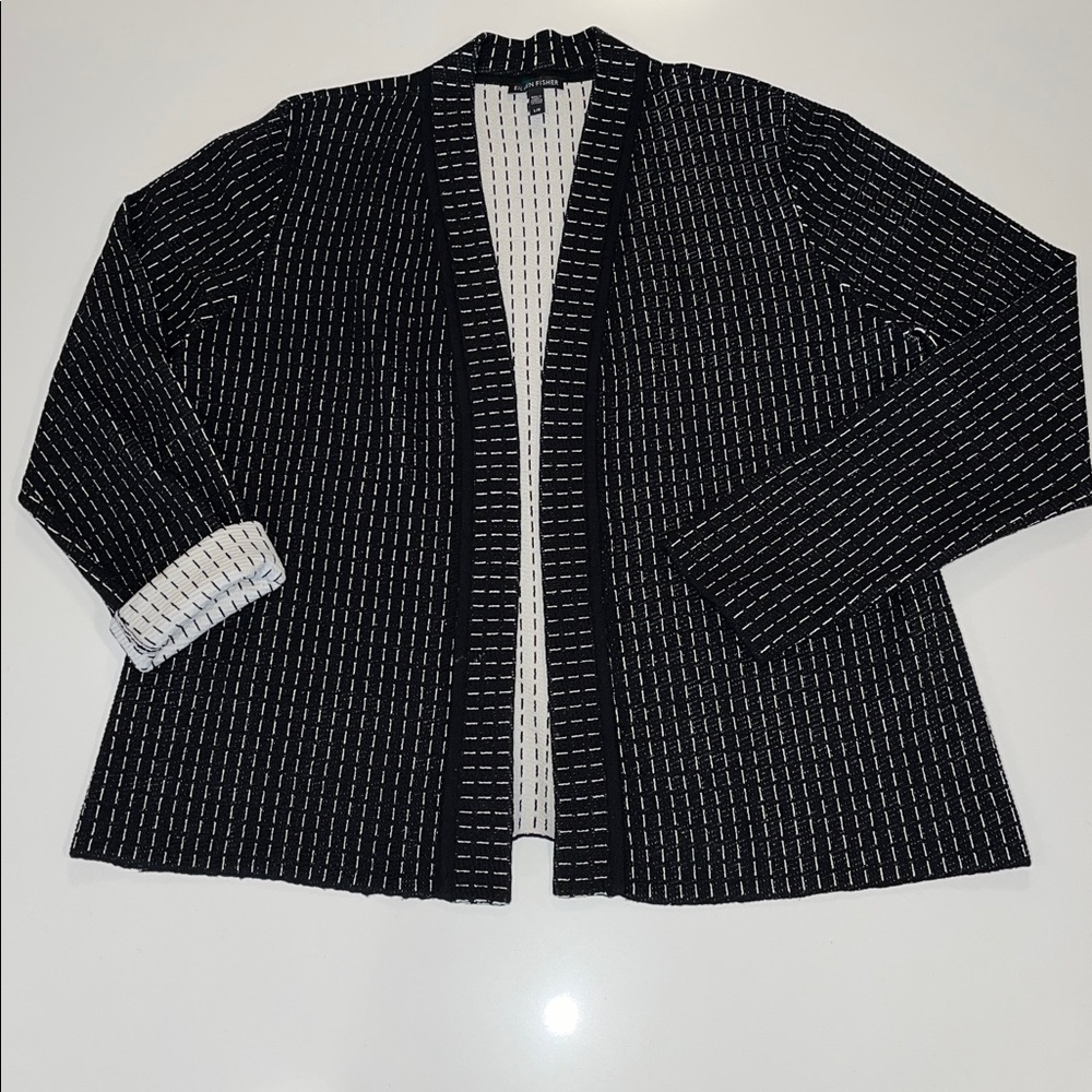 EILEEN FISHER Silk & Organic Cotton Black & White Knit Fabric cardigan. Size L